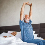 Yaş İlerledikçe Neden Daha Erken Uyanıyoruz? image-82-53