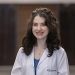 Uzmanından Ramazan Uyarısı: İftar ile Sahur Arasında Su Tüketimi Hayati Önem Taşıyor saglikli-oruc-icin-en-onemli-adim-bol-su-icme-19642275_amp