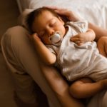 bebeklerin-sakinlesmek-icin-mozarta-degil-ebeveynlerinin-sesine-ihtiyaci-var-yb4s